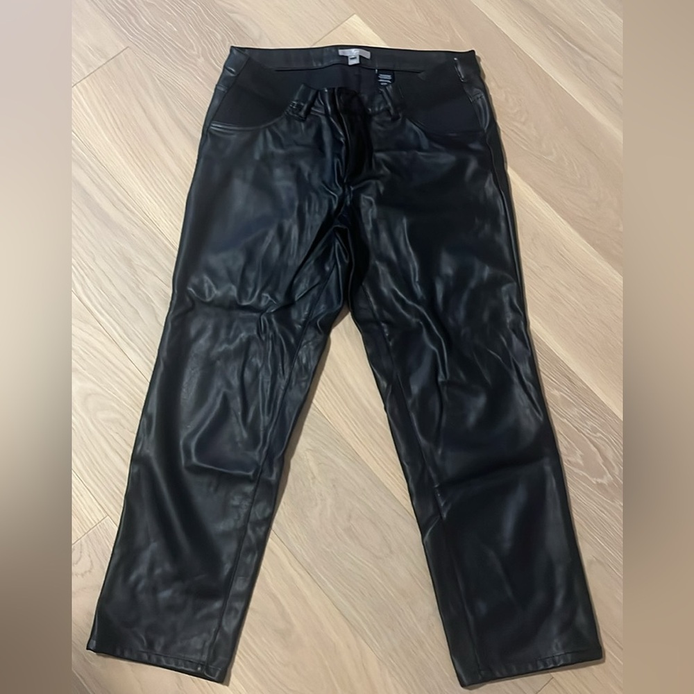 Thyme Maternity Black Faux Leather Pants- size 26